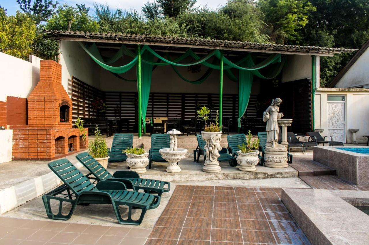 Hotel Casa Rico Tulcea Exterior foto